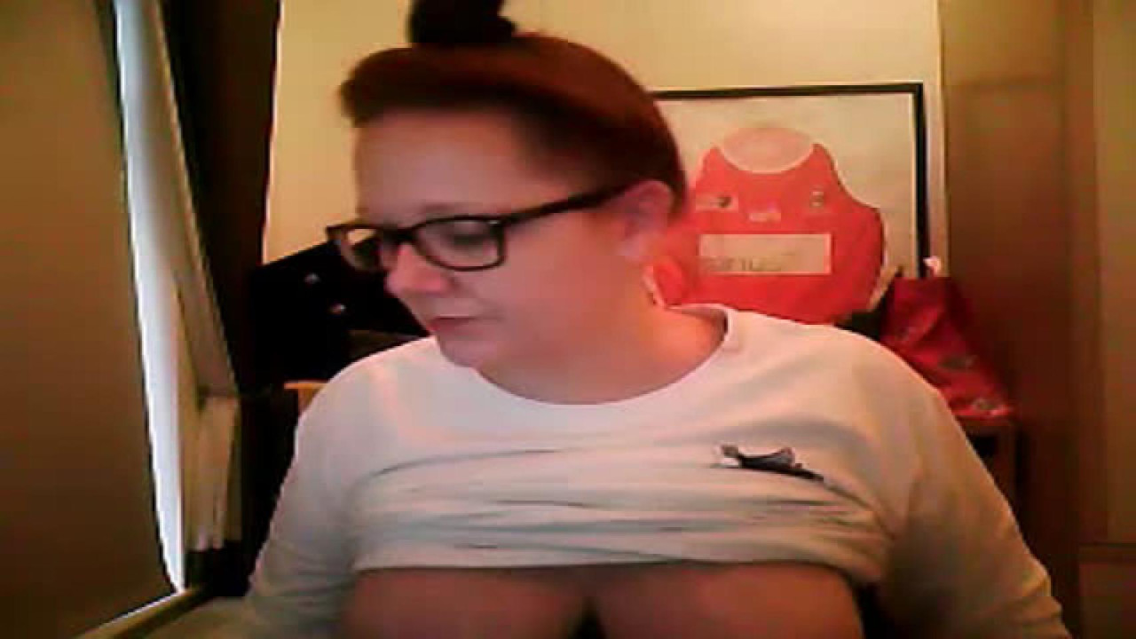 gingernutdee Boobs [2017/10/19 14:30:38]