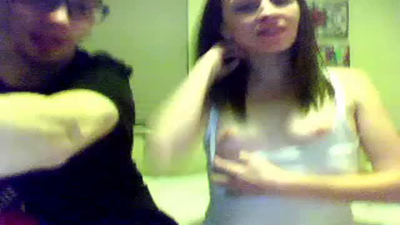lisaandjohn420 webcam [2017/01/01 06:20:15]