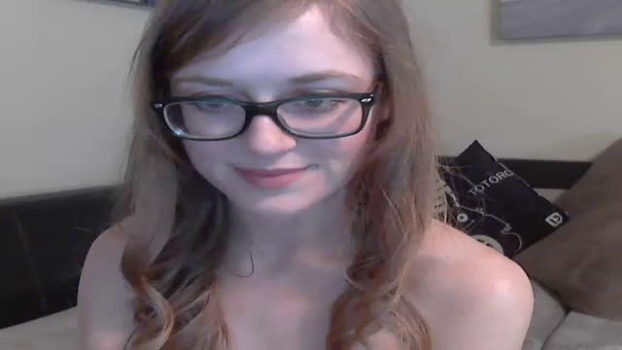 lilhottiexxx video [2017/02/13 02:15:15]