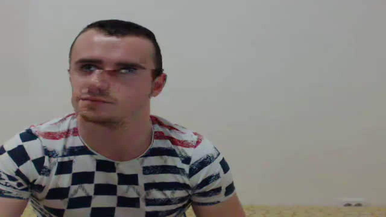 kinkycouplee12 nude [2017/02/10 18:10:15]