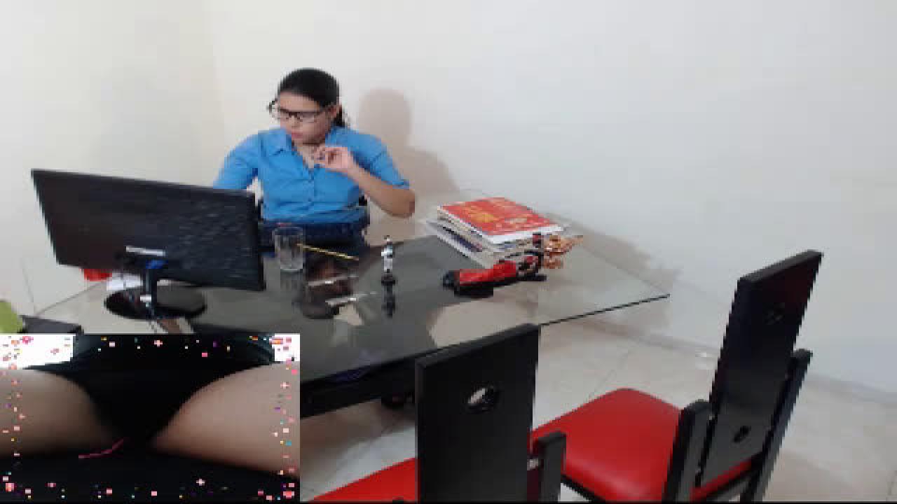 paulinacamgir adult [2017/05/01 03:26:43]