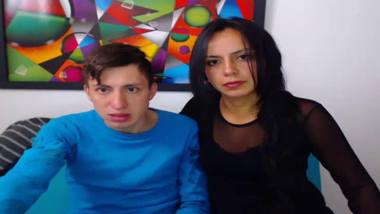 jhonnyandlaura webcam [2017/02/15 13:15:15]