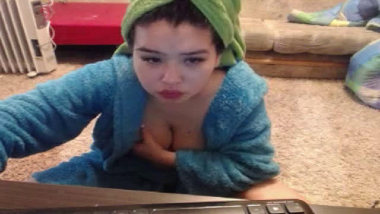 anabella_69 Sucking Webcam [2017/10/08 09:57:39]