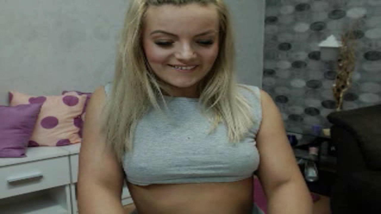 cristinnne Blowjob Show [2017/09/22 00:17:27]