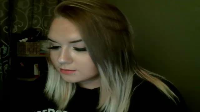 whatdoesthefoxsay naked [2017/01/22 23:33:38]