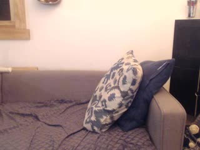 tinyhousebabe cam [2017/01/17 06:02:45]