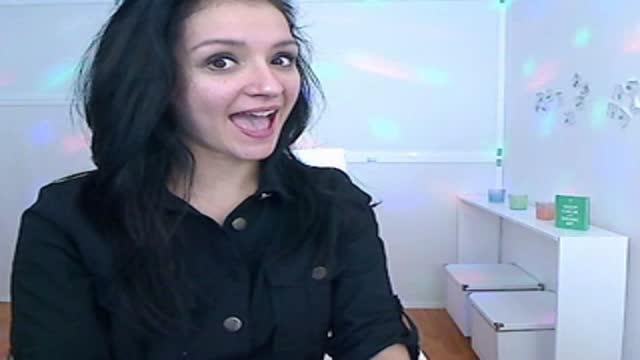 amelianaked webcam [2016/04/25 06:15:53]