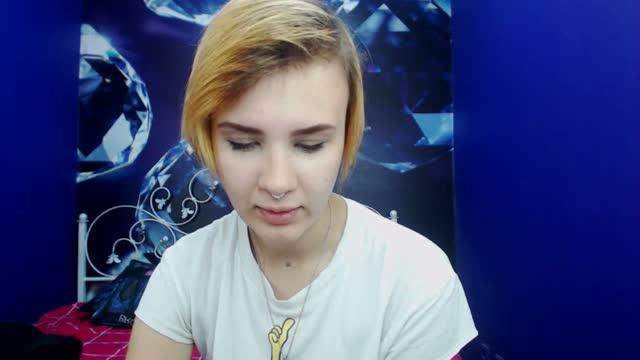 foxshygirl recorded [2017/01/19 07:39:56]