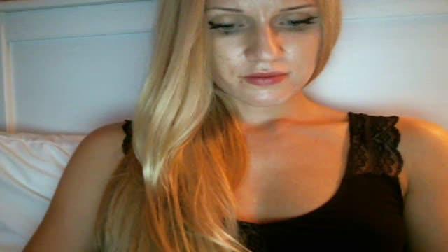 dreamangel69 cam [2017/01/20 18:46:45]