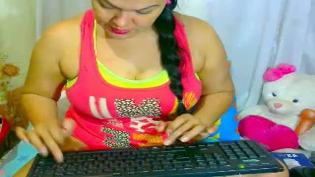xxlovlytitx nude [2015/07/24 15:30:45]
