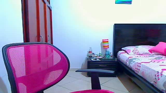 lovelymariana webcam [2017/01/19 01:01:18]