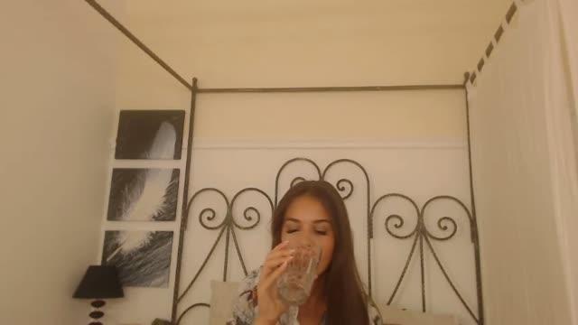 dominiquedream recorded [2015/06/25 18:00:27]