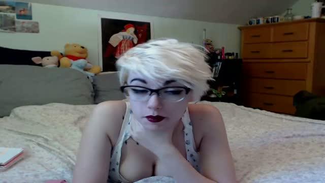 pursuitofmoonlight naked [2015/05/19 19:45:40]