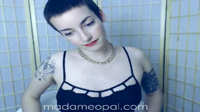 madameopal [2016/04/29 03:17:19]