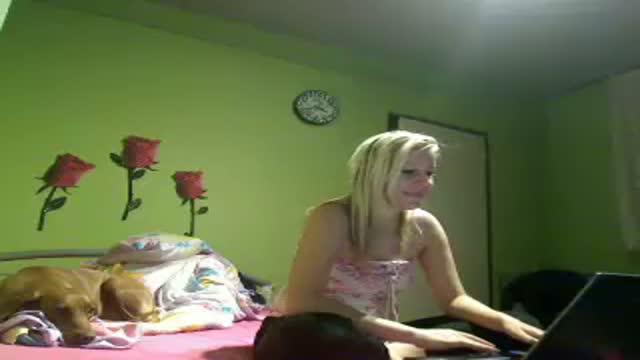 kinkyblonde33 cam [2015/11/05 02:41:12]