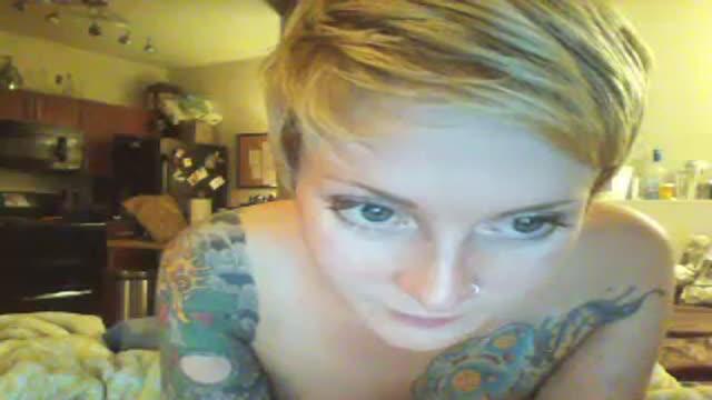 pixxxietinynpixxxie
