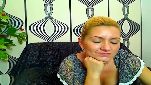 divineblake webcam [2017/01/20 03:00:44]