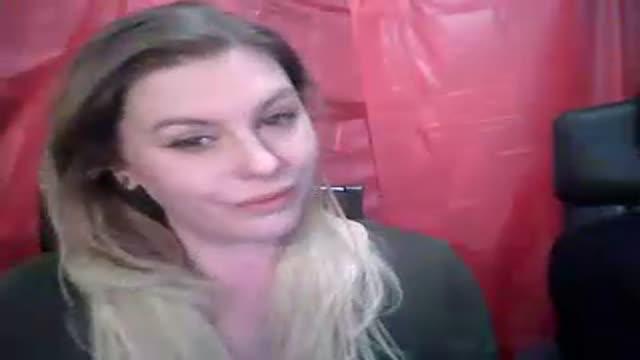 booboo_kitty_fuck webcam [2016/02/07 05:32:07]