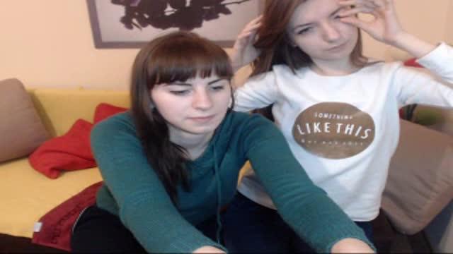 briana_bliss webcam [2017/01/19 09:42:01]