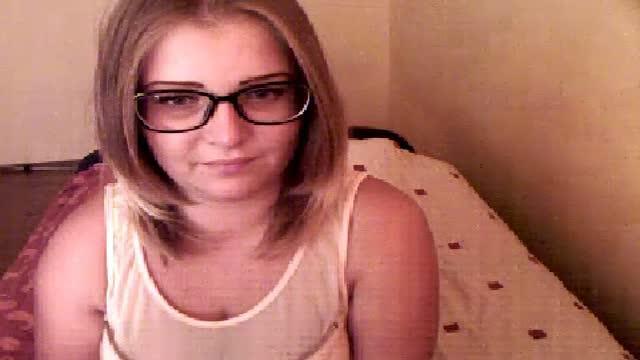 mlodasuczka18 webcam [2015/09/12 14:33:10]