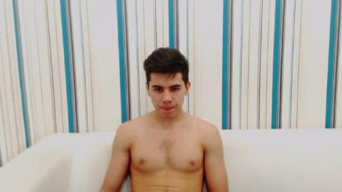 beautiful_guy Dildo Webcam [2016/02/23 - 14:03:41]