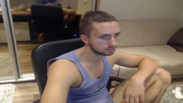 bobby1988 webcam [2017/01/24 23:31:08]