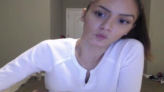 tokenwhore_ webcam [2017/01/23 01:30:27]