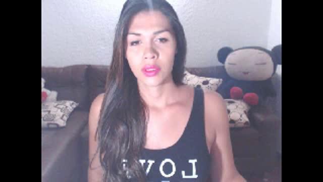 lindahot4uxx