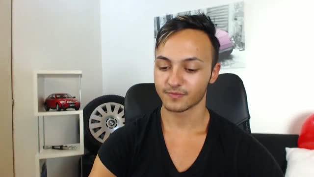 giulianolover porno [2016/02/14 04:39:40]