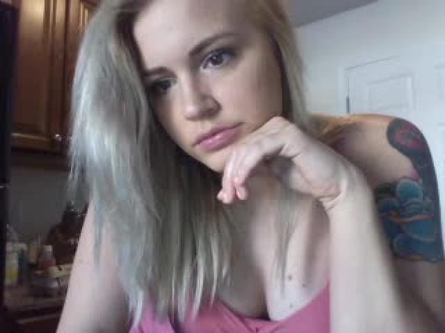 honeynxtdoor