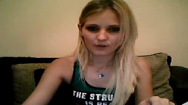 britneydeee cam [2017/01/19 04:15:27]