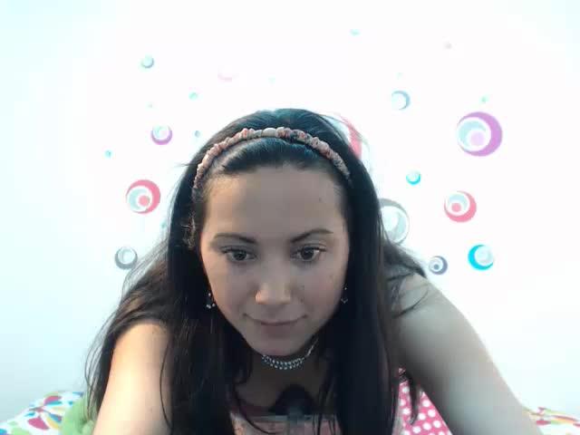 hotlolita_1 webcam [2017/01/18 20:39:52]
