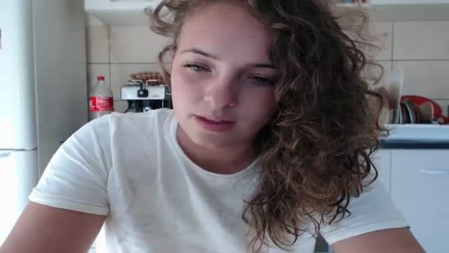 katie_angell cam [2015/05/11 13:00:49]