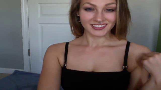 malloryknox_ recorded [2016/10/19 19:41:19]