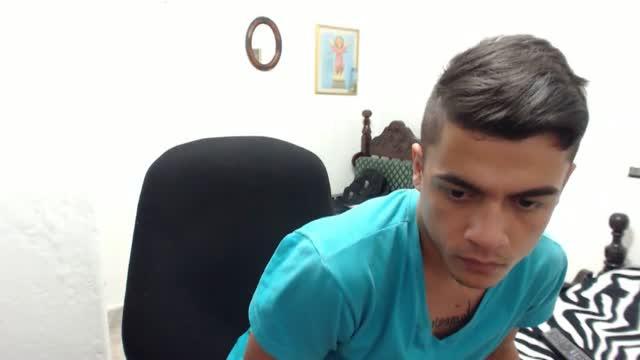 brunhosbigass cam [2017/01/19 03:00:53]