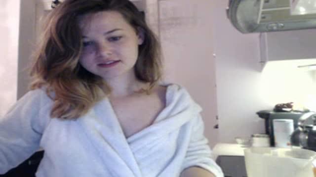 alexiswilde recorded [2015/07/06 05:30:27]