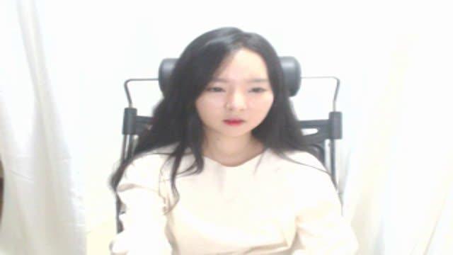 bb_cute cam [2016/10/12 13:45:53]