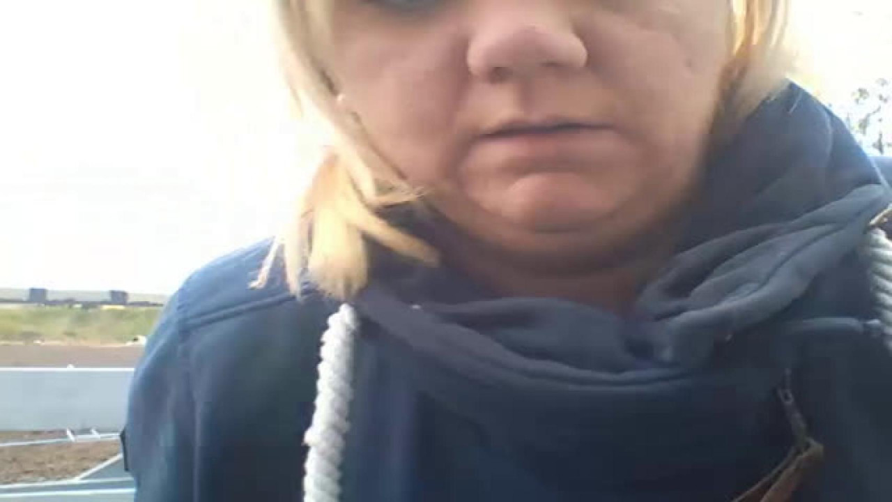 schneggie MyFeeCams Video [2017/05/06 - 11:40:55]