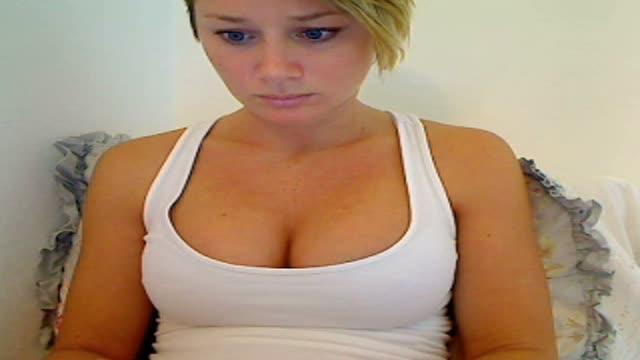 lauranvickers nude [2017/01/20 17:30:27]