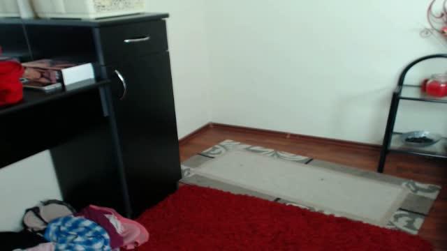 roxxxanejasmin show [2017/01/22 14:00:28]
