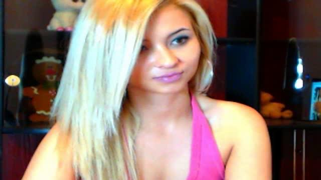 candysasha webcam [2015/05/18 19:36:00]