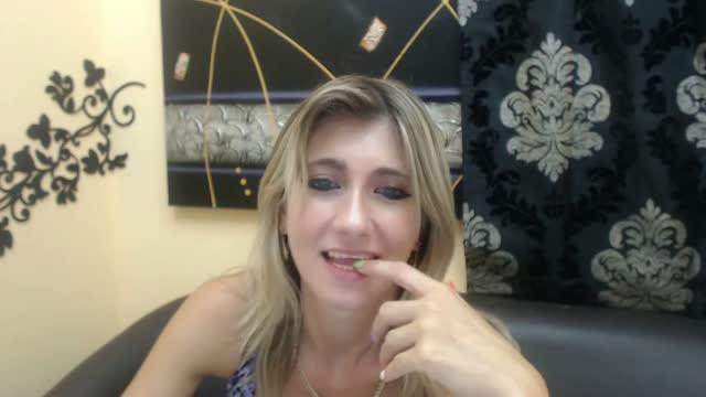 melinnafox recorded [2015/07/31 08:30:28]