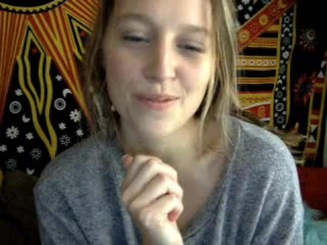 rhiannonjane webcam [2017/01/18 22:01:42]