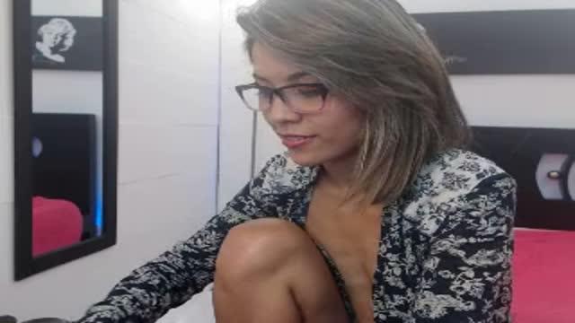 loraine_23 recorded [2015/09/30 00:45:27]