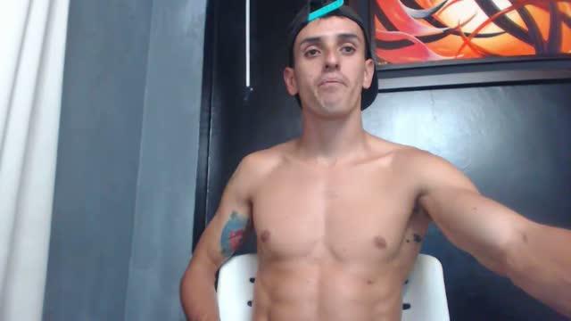 stelios_aileen naked [2017/01/18 04:00:28]