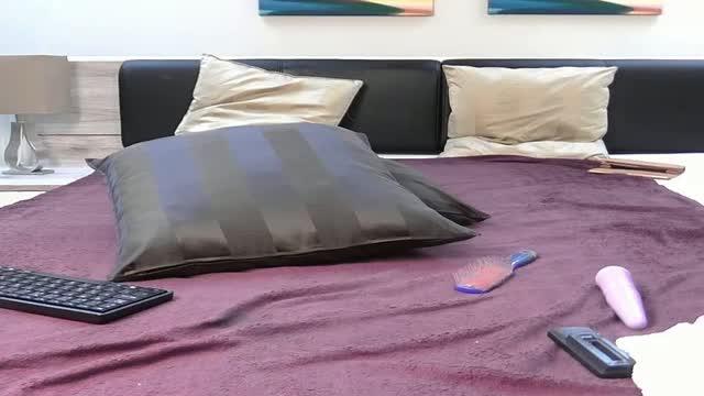 mileycindrus nude [2017/01/17 14:10:01]