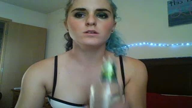 cassie_luvsu webcam [2017/01/28 00:40:27]