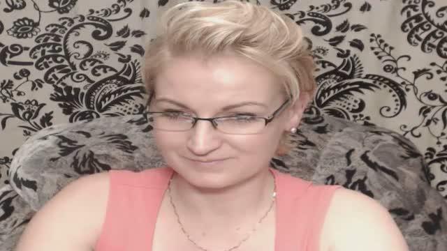 elizabethkiss webcam [2015/11/20 19:30:26]