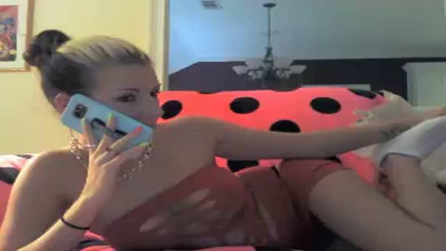missbarbie334 cam [2015/08/22 20:00:49]