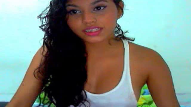 violetta02 webcam [2017/01/31 07:45:27]